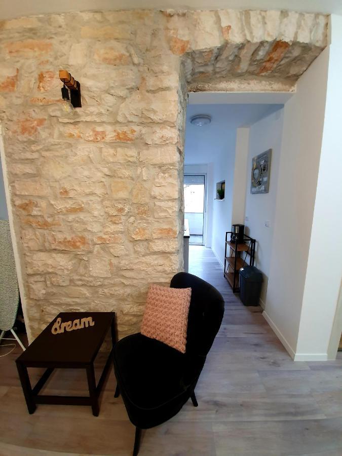 Ferienwohnung Polei Istria Pula Exterior foto