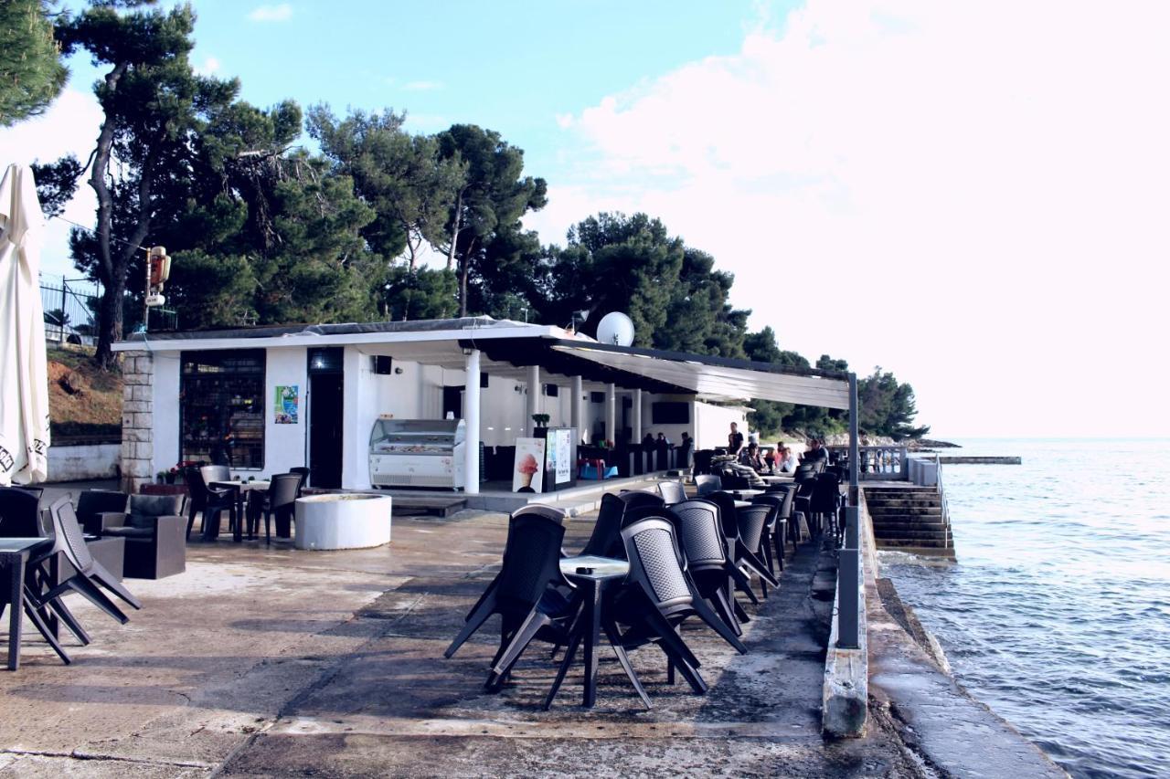 Ferienwohnung Polei Istria Pula Exterior foto