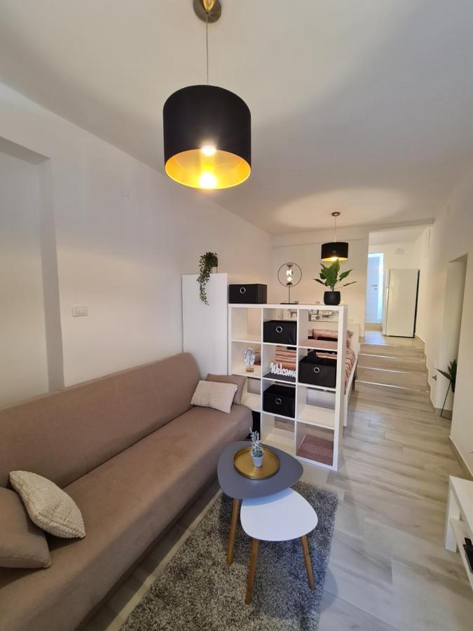 Ferienwohnung Polei Istria Pula Exterior foto
