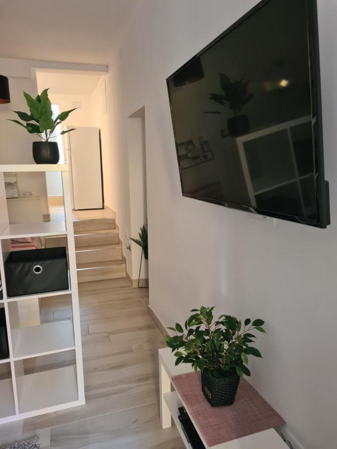 Ferienwohnung Polei Istria Pula Exterior foto