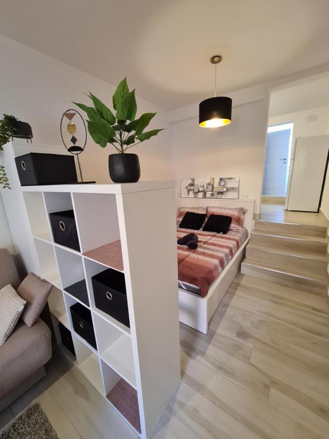 Ferienwohnung Polei Istria Pula Exterior foto