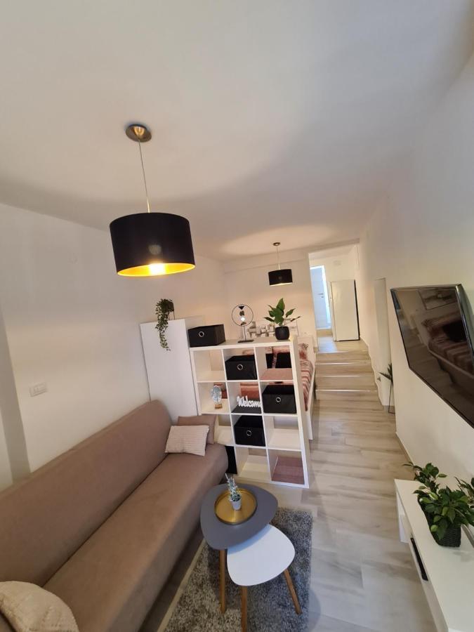Ferienwohnung Polei Istria Pula Exterior foto